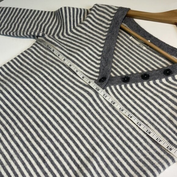 ANTHROPOLOGIE Serena Gray Stripe V Neck Pullover Sweater - Picture 7 of 9
